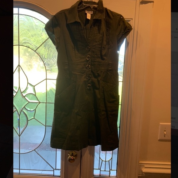 Robbie Bee Olive Green Dress - Picture 3 of 4